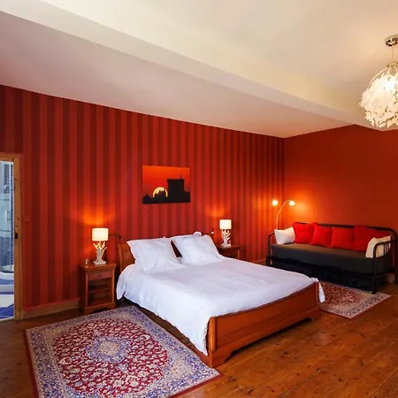 Domaine De Seugnac Bed & Breakfast Pons Exterior photo