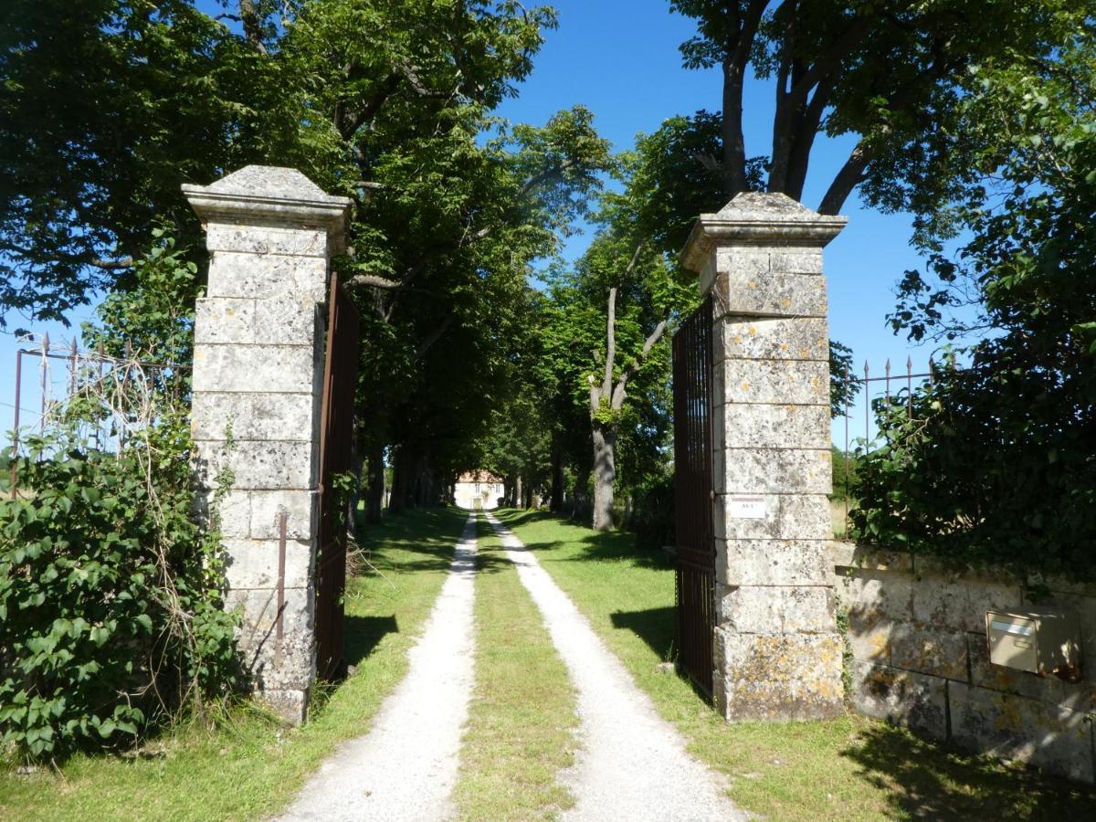 Domaine De Seugnac Bed & Breakfast