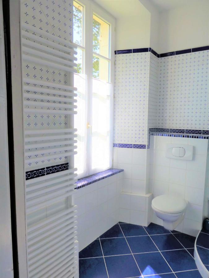 Domaine De Seugnac Bed & Breakfast Pons